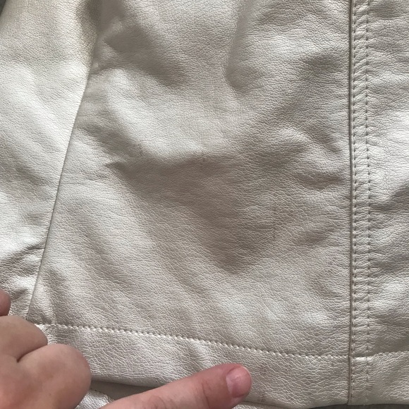 Cream faux leather jacket. - Picture 3 of 7